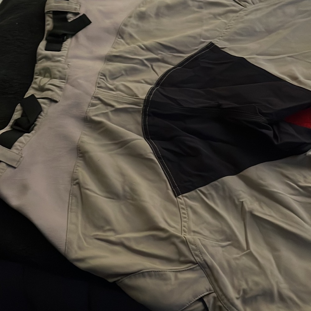 Oakley Riding Shorts - Picture 8 of 8